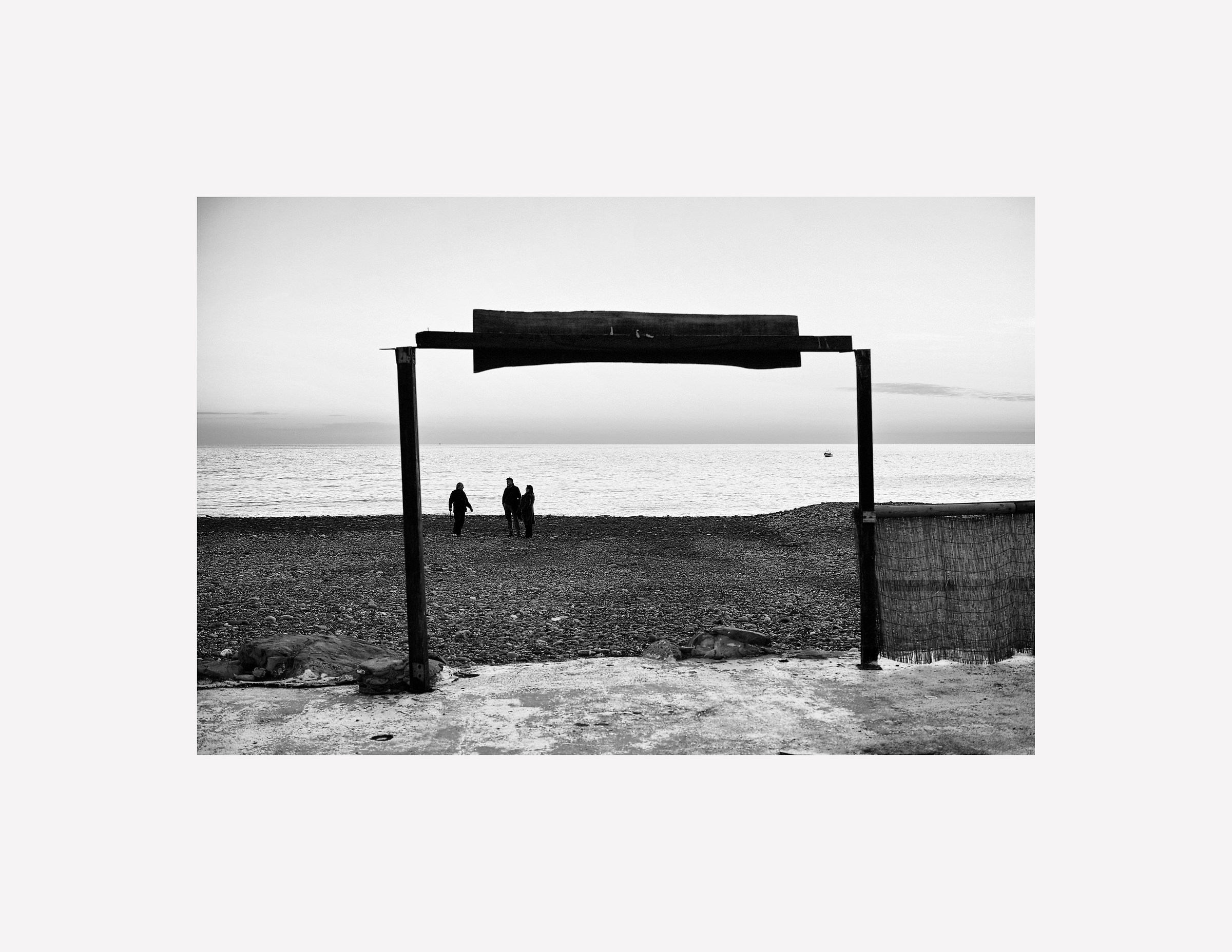018. Unconventional frame....