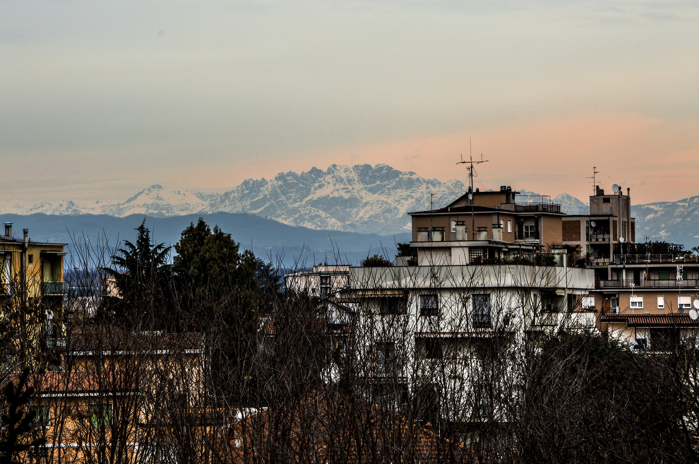 The enchanting view of the Alps from Monza!...