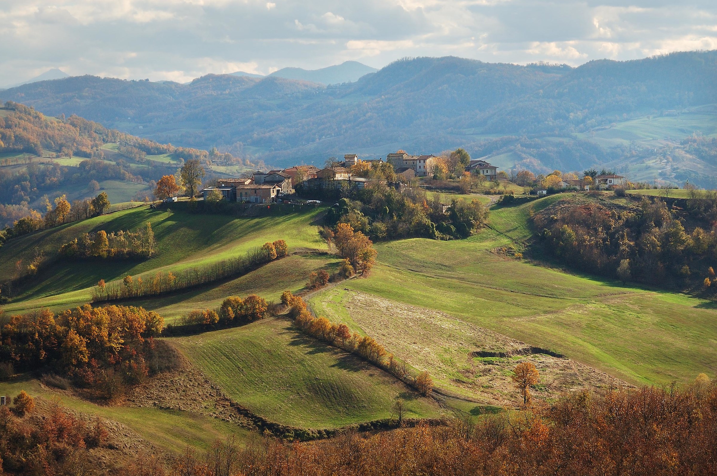 Village on the hills Reggiane...