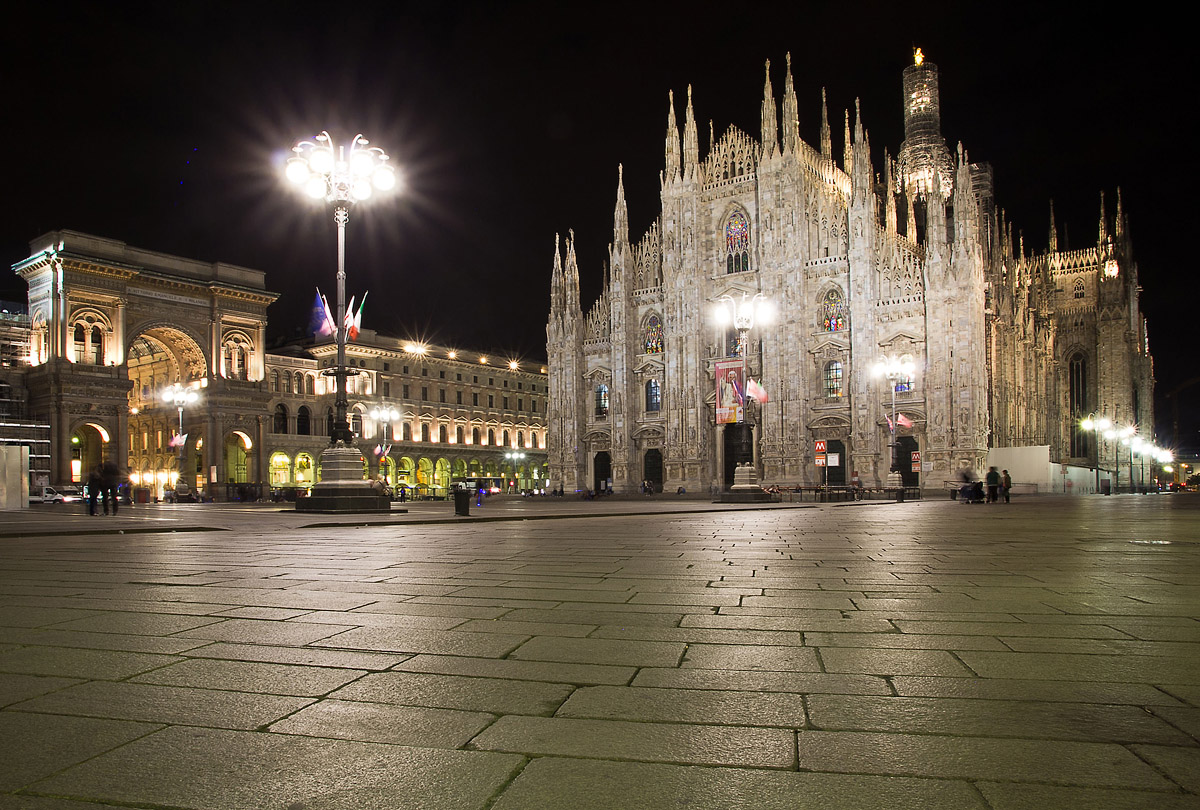 Milan Piazza Duomo...