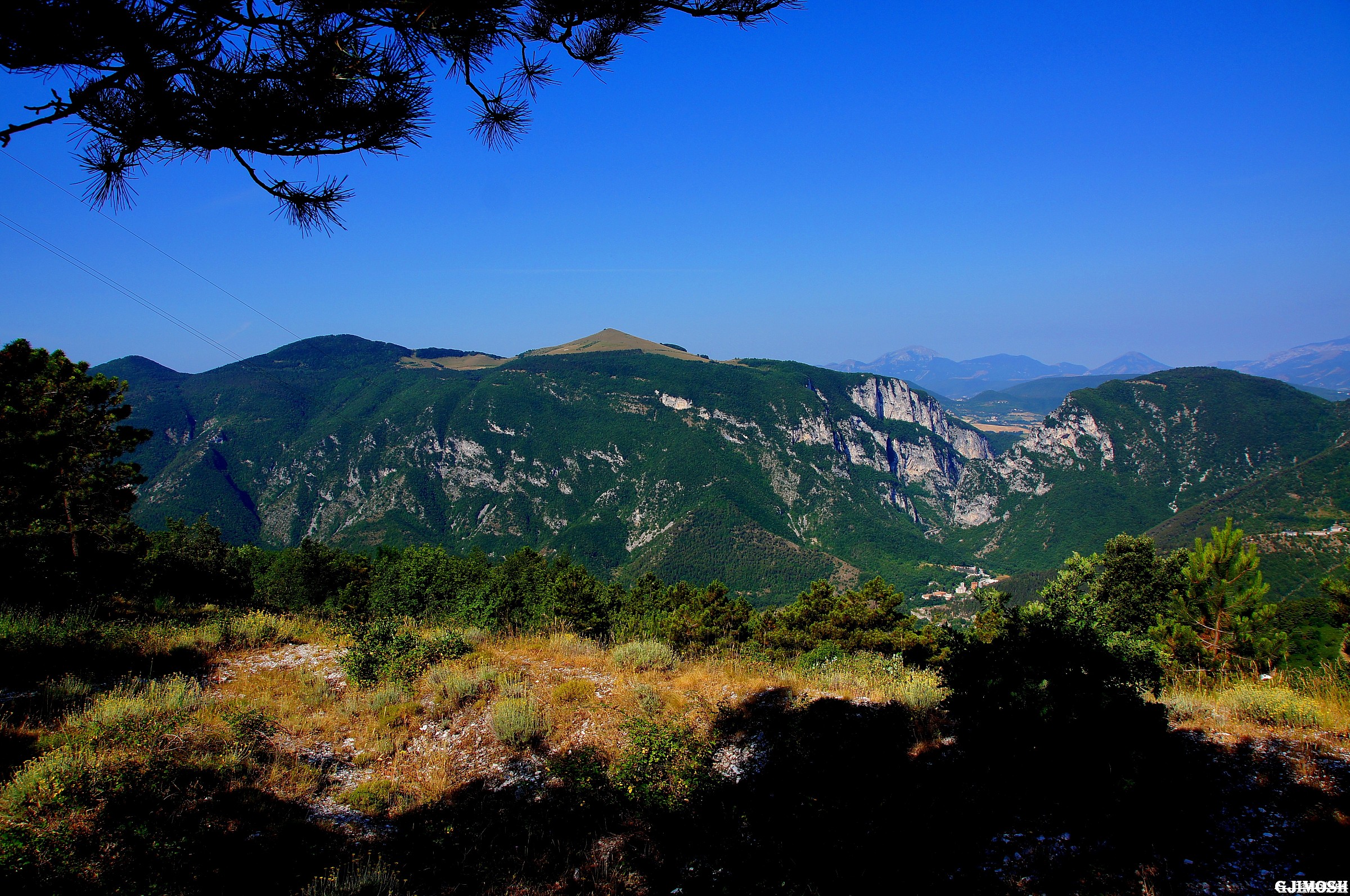 Frasassi Gorge from M.Revellone...