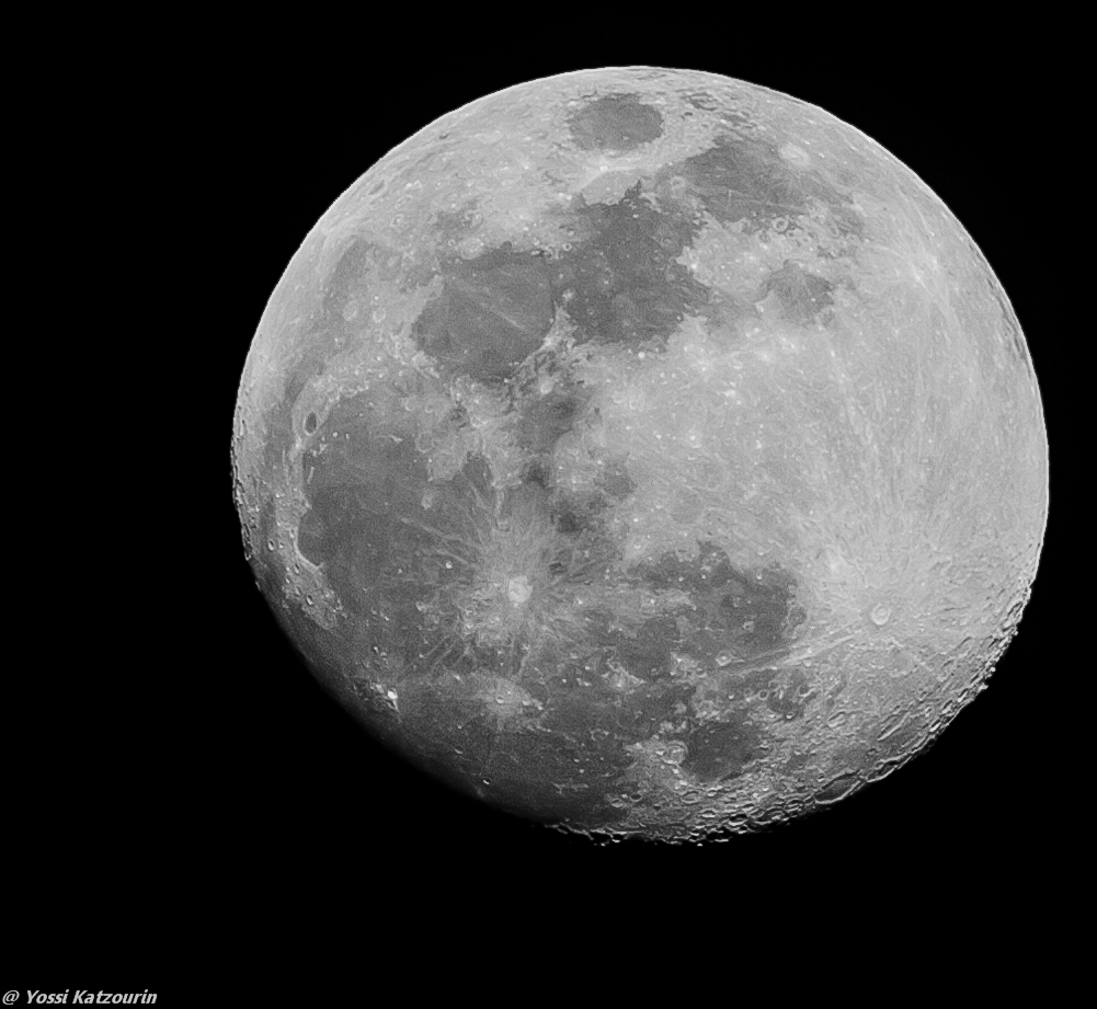 Luna...