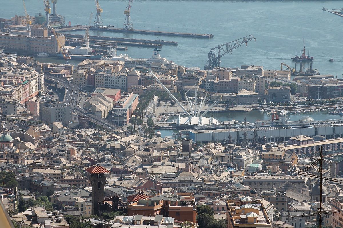 My city <3 view from Righi (genova)...