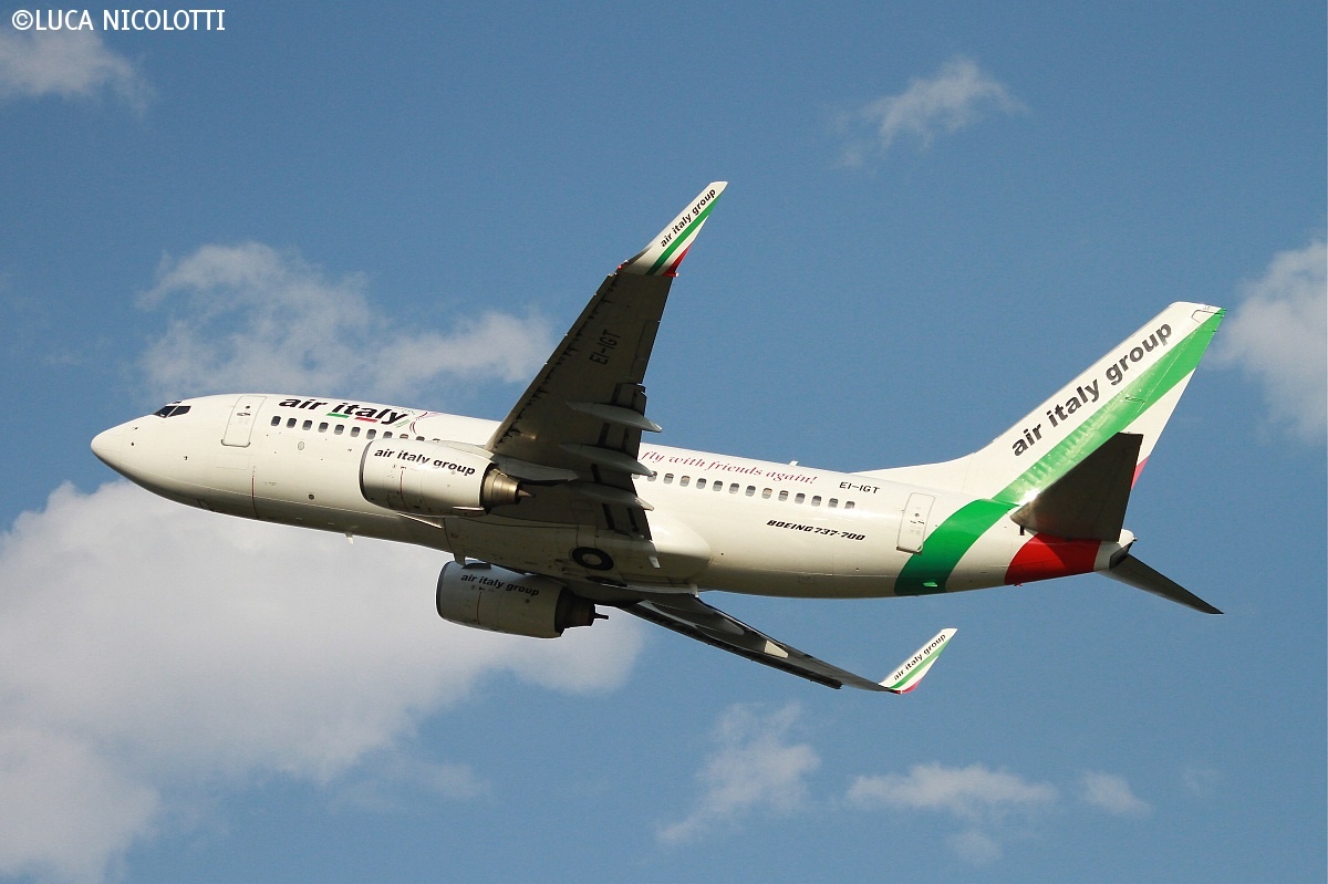 Boeing 737-700 Air Italy...