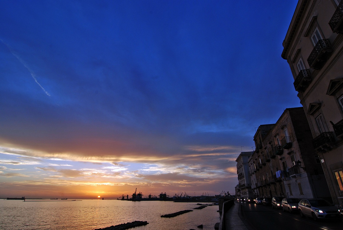 Sunset on 'Ilva Taranto...