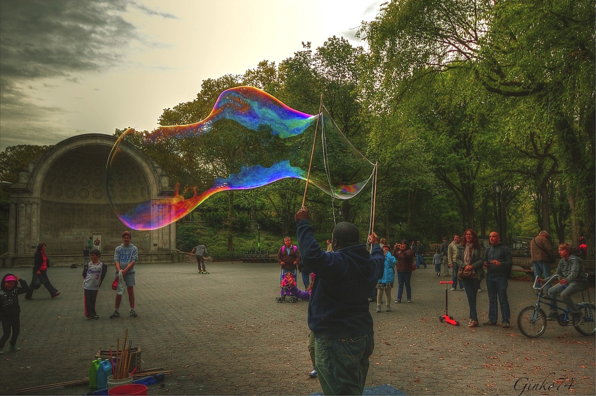 Central Park - Giant Bubbles...