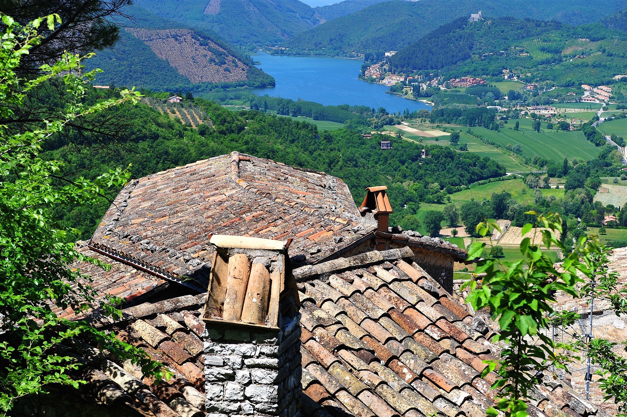 Piediluco visto da Labro (Rieti)...