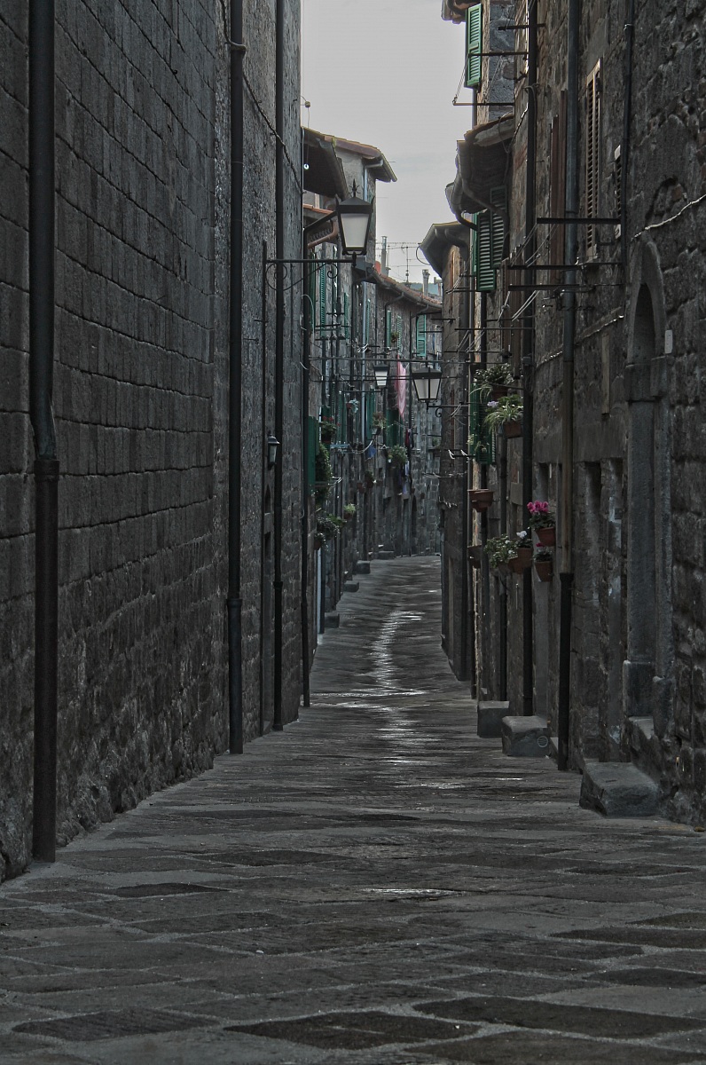 alley...