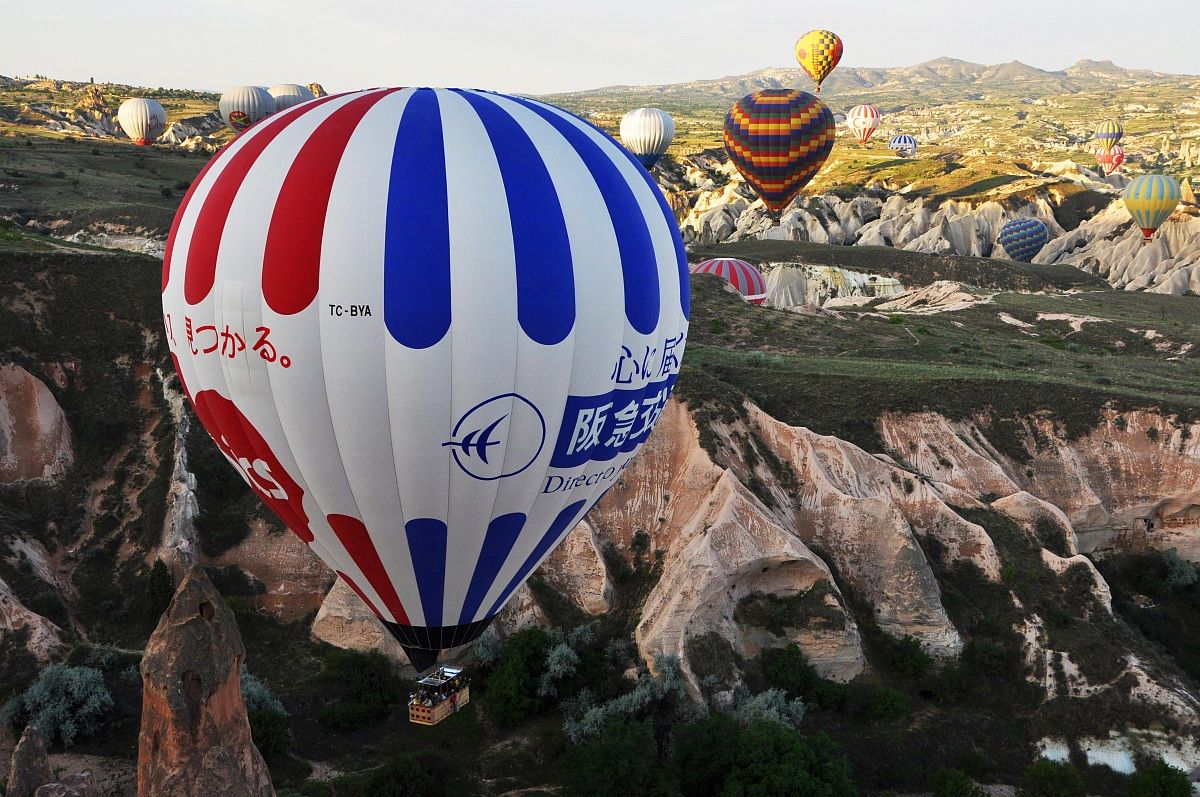 4 Ballooning in Cappadocia...