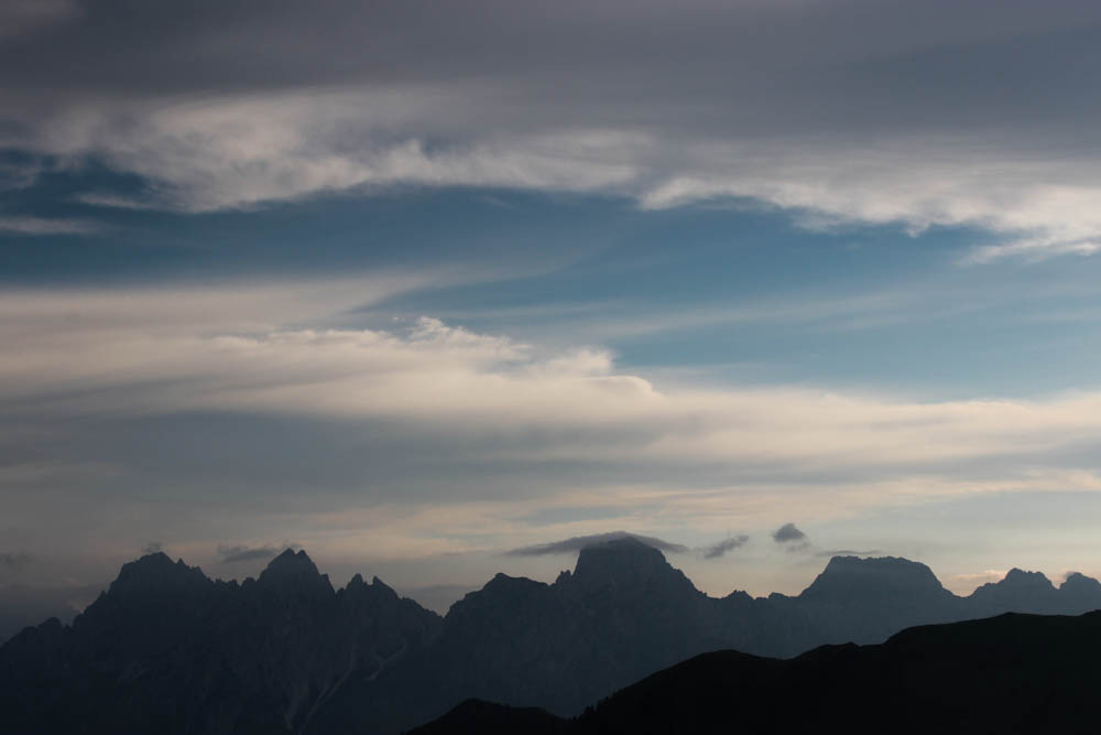 la montagna e il suo cappello...