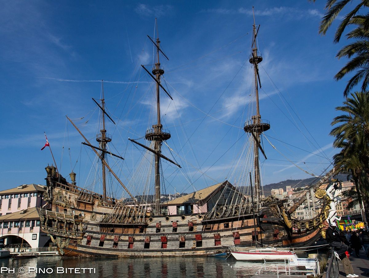 Genoa old harbor...