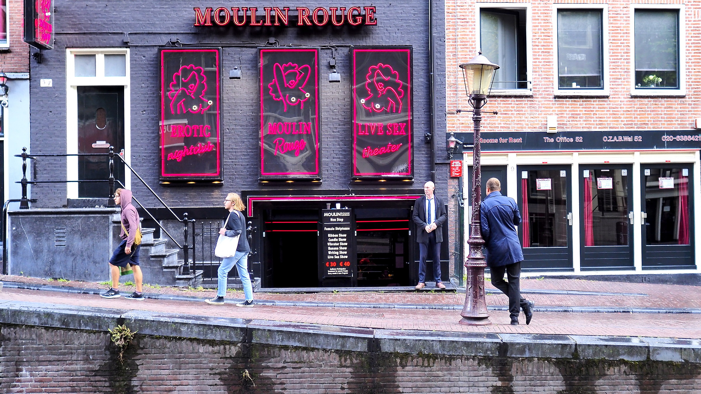 Amsterdam_1_Moulin Rouge...