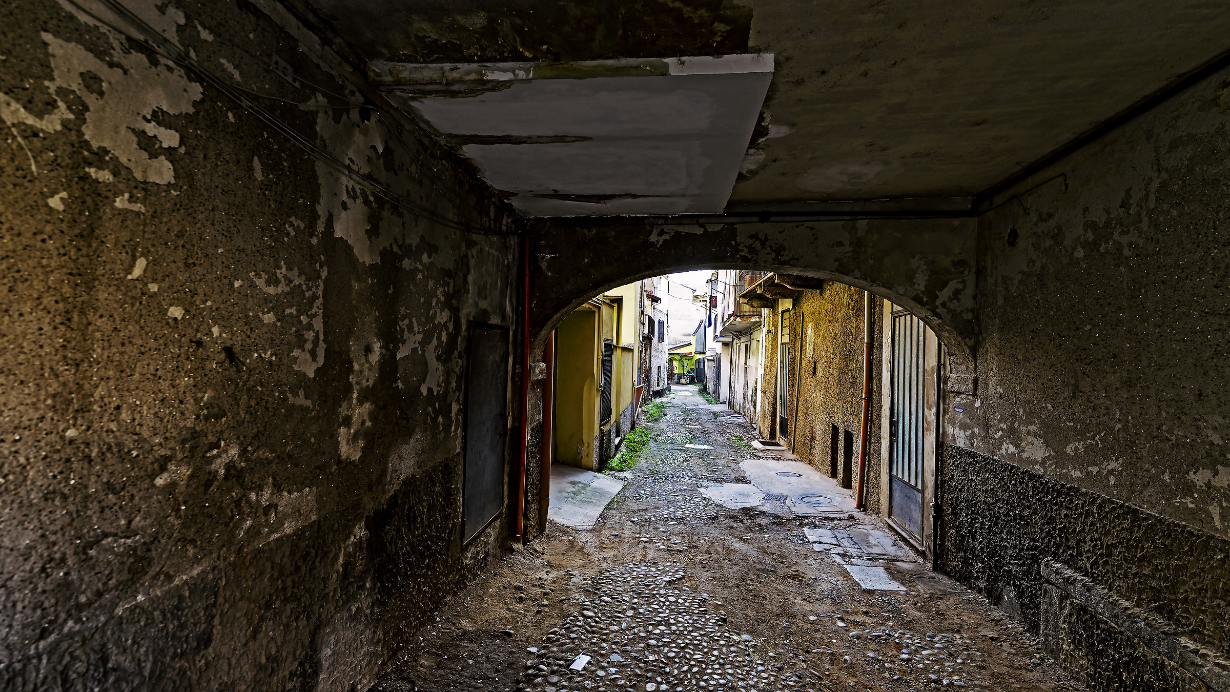 An alley...