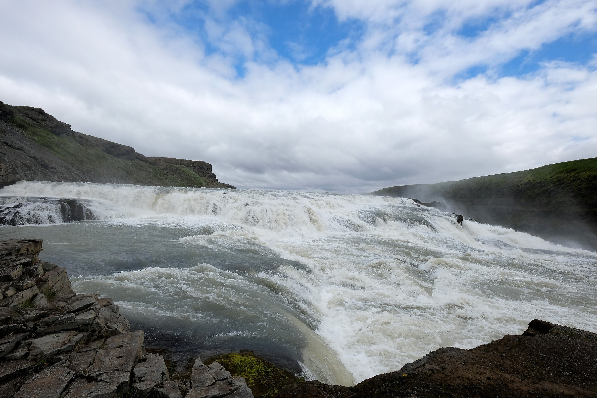 Iceland Gullfoss (Golden Waterfall)...