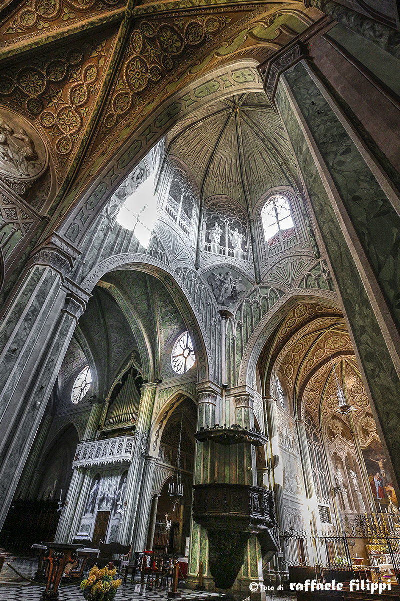 S. Stefano, interno del Duomo di Biella....