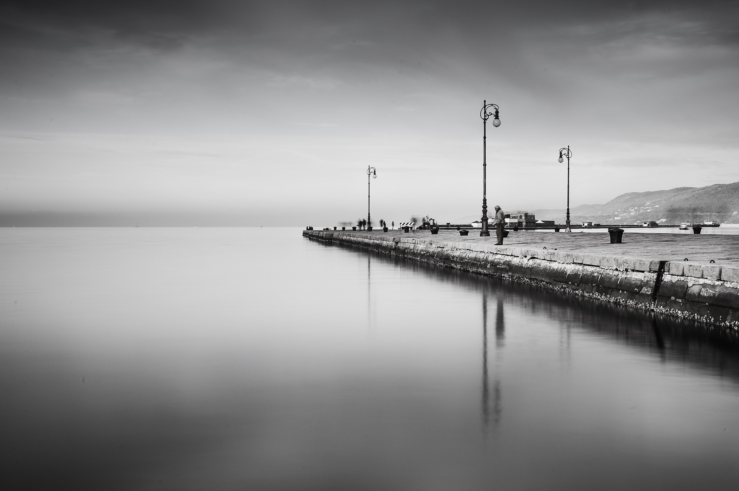 Pier Daring...