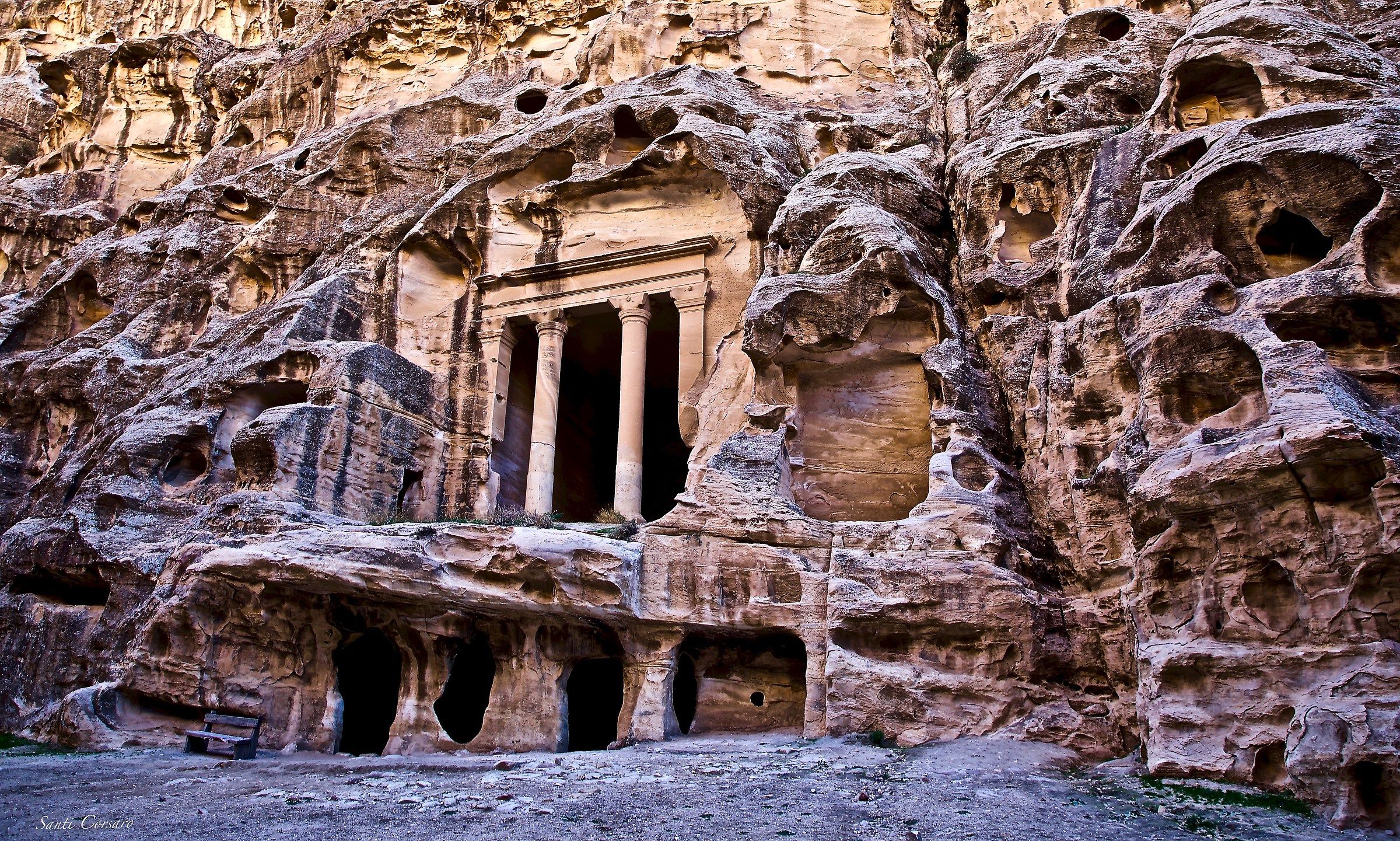 The trabeculae of Little Petra...