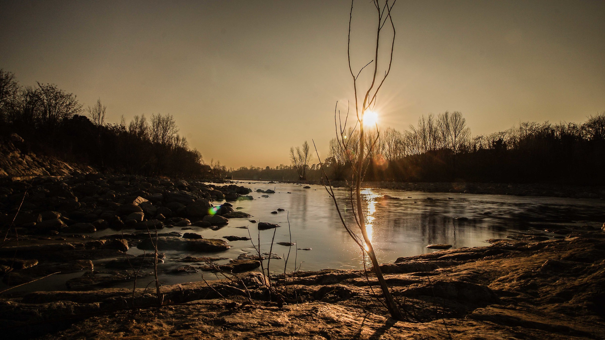 sul fiume...