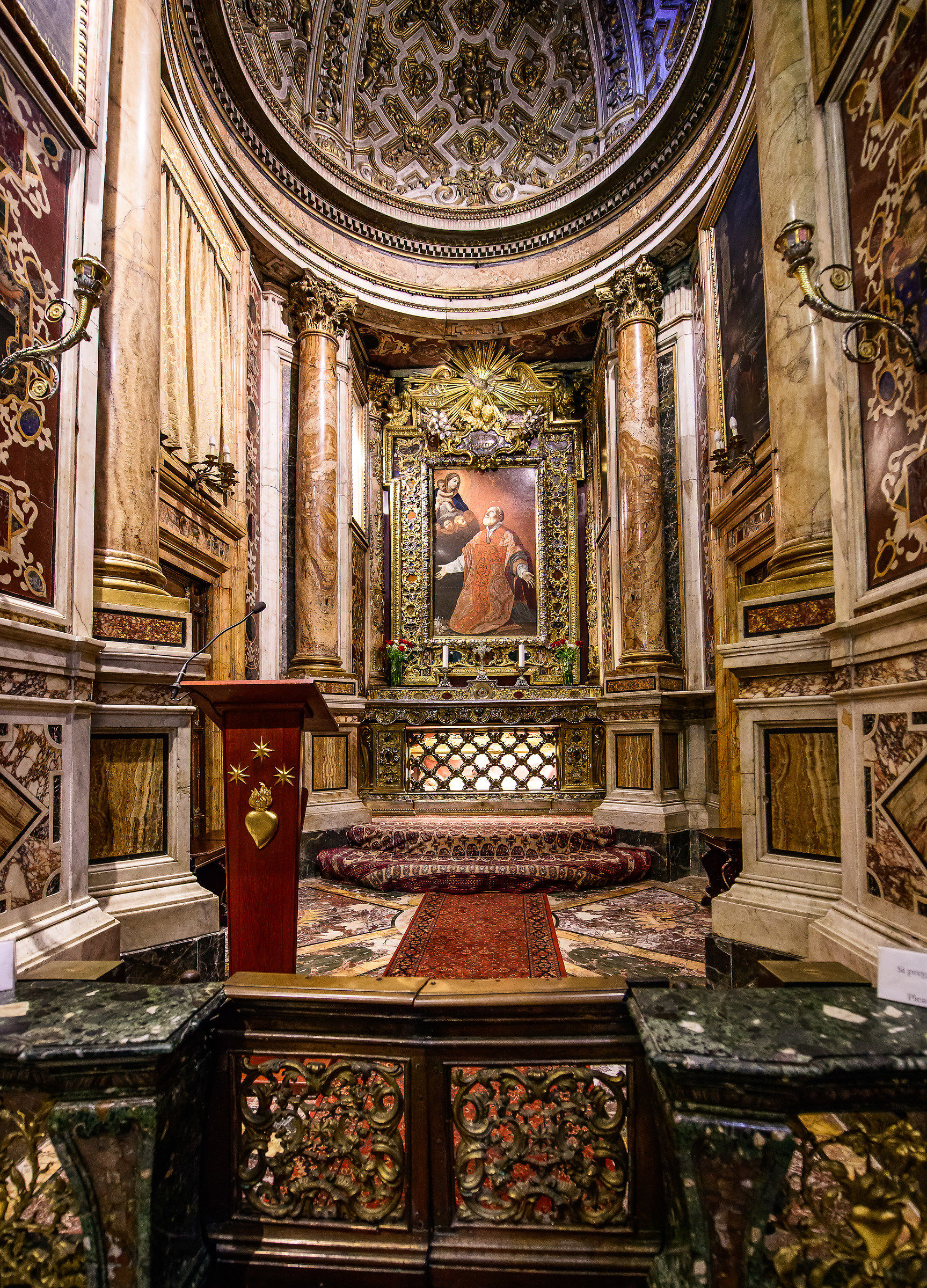 Cappella laterale Chiesa Nuova-Roma...
