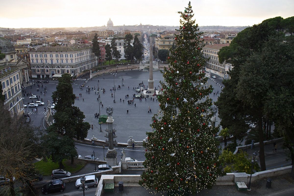 Sera di Natale su Piazza del Popolo...