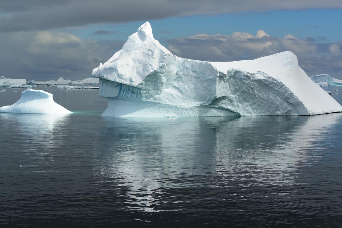 Iceberg 5 with Reflection...