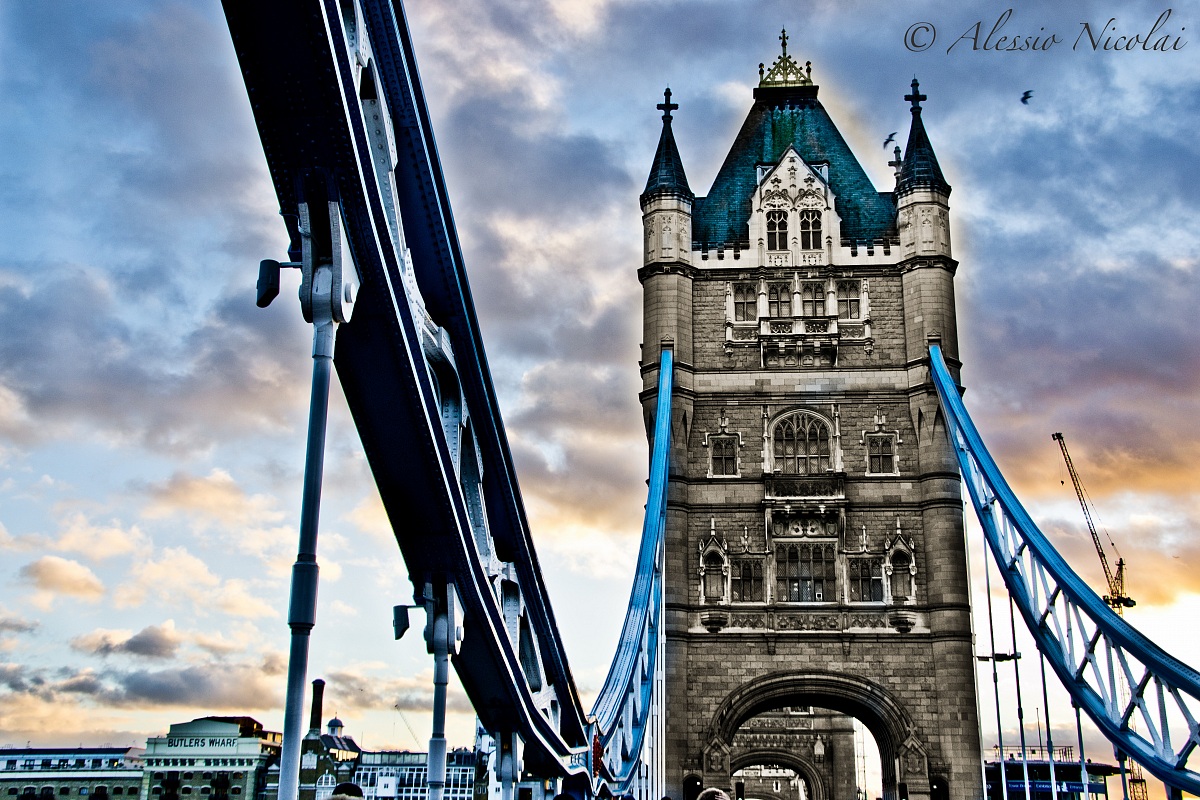 Photoart Tower Bridge...