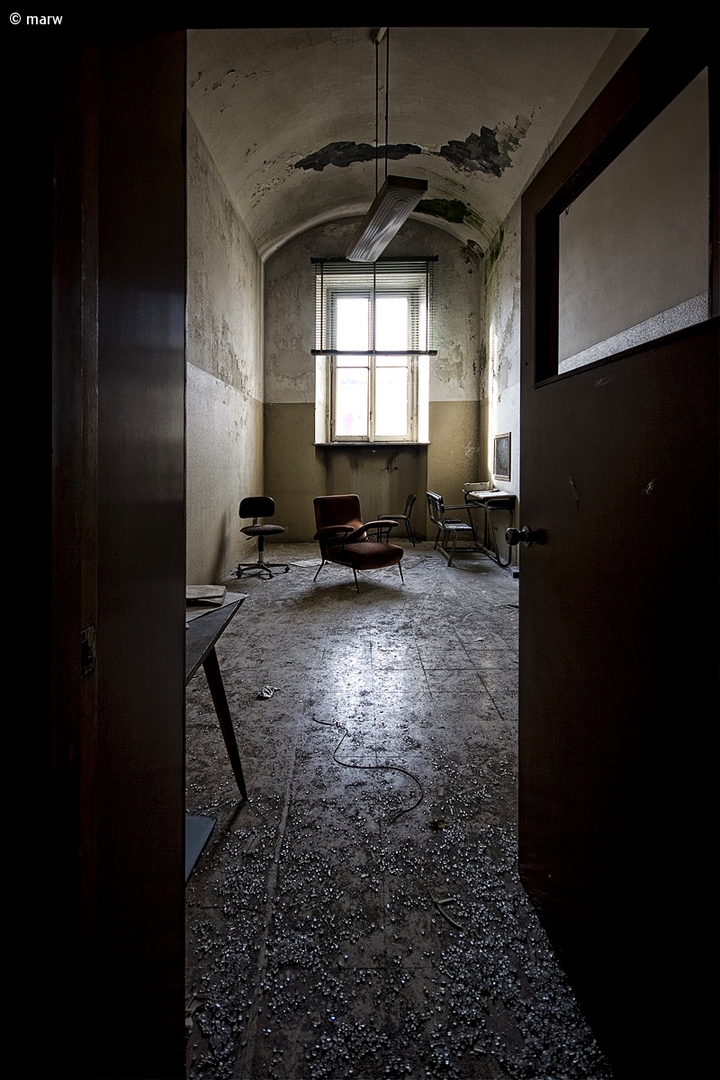 room chairs - Asylum of Mombello...