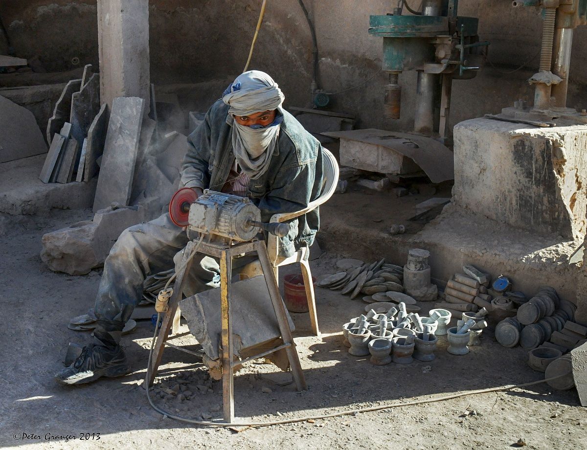 1 worker - Morocco...