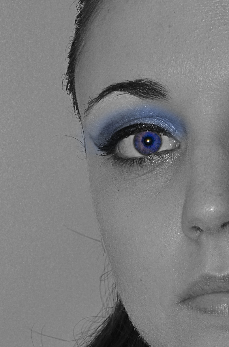 eye...