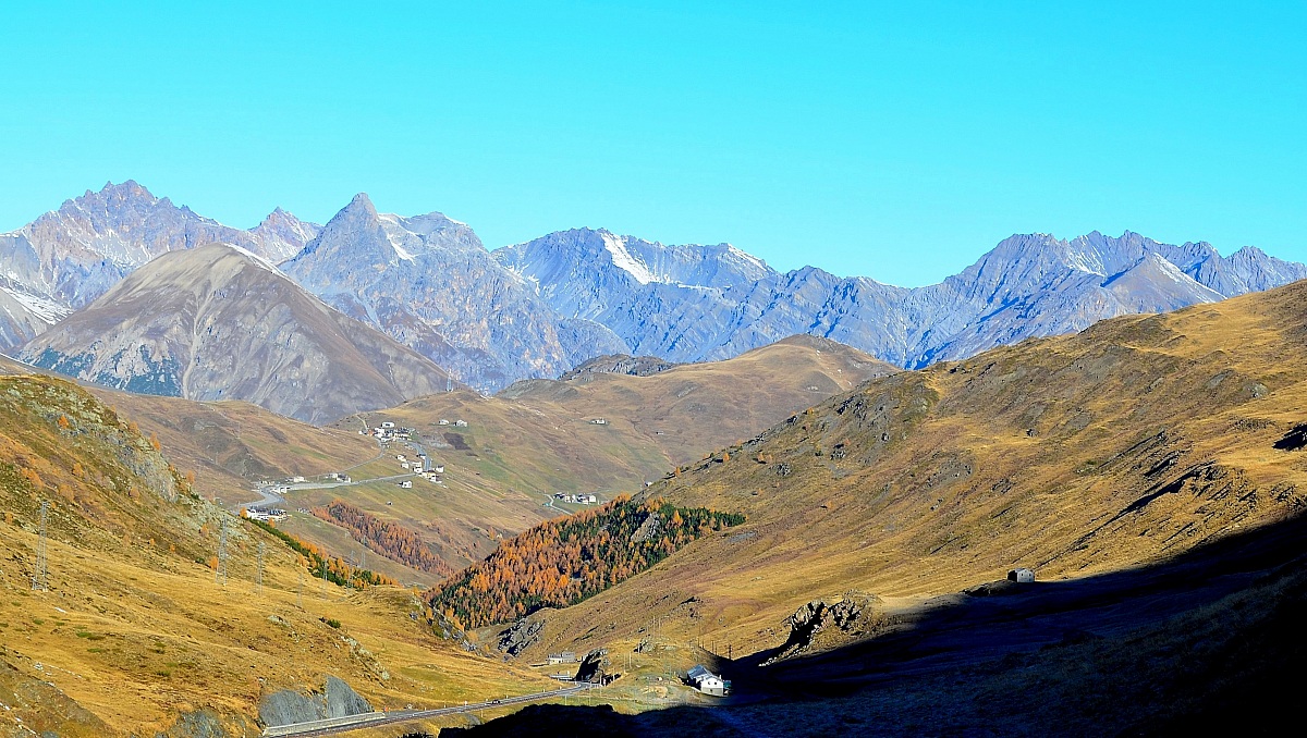 Panorama from the road Foscagno...