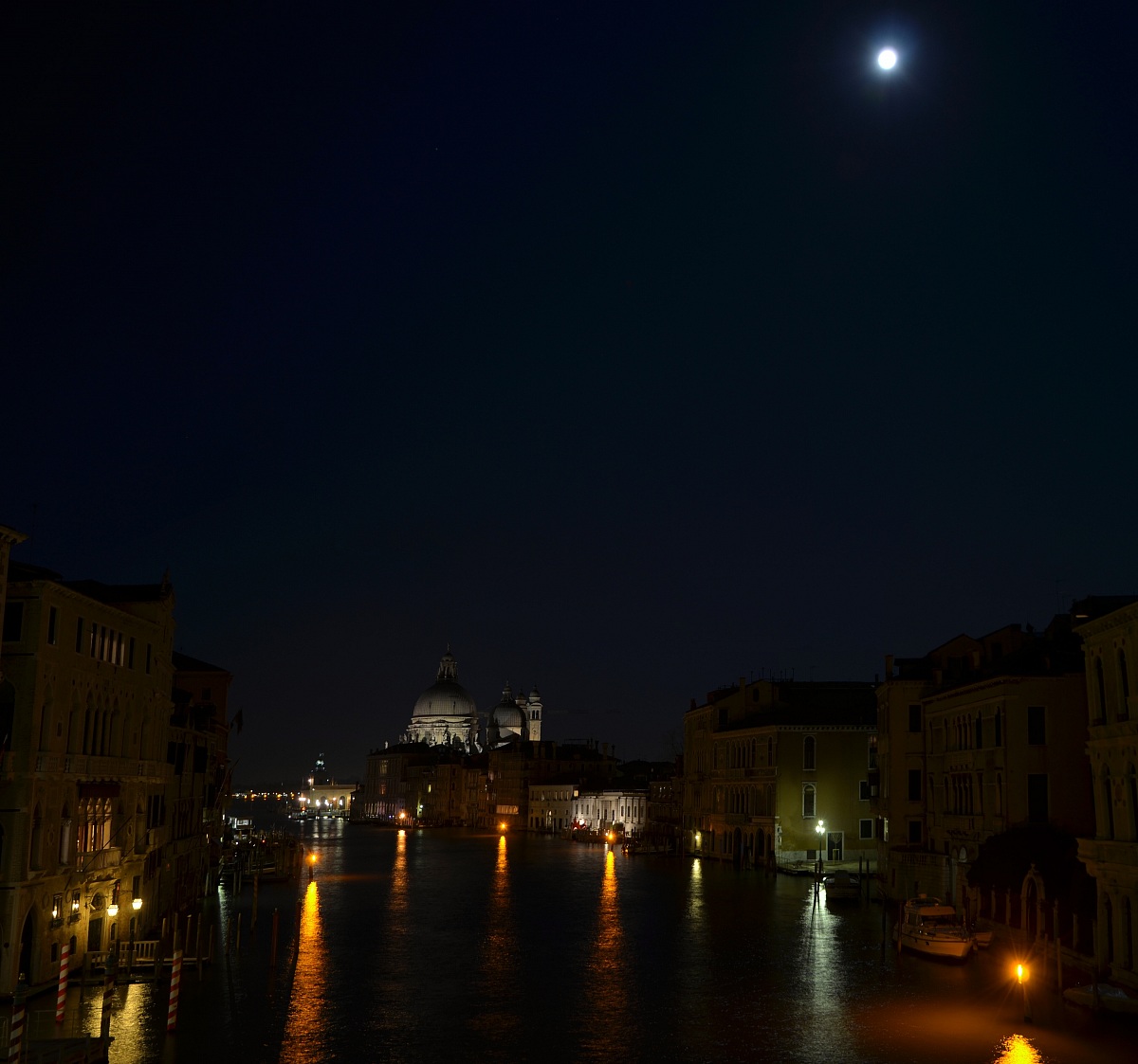 Chiesa della Salute, dal ponte dell'Accademia...