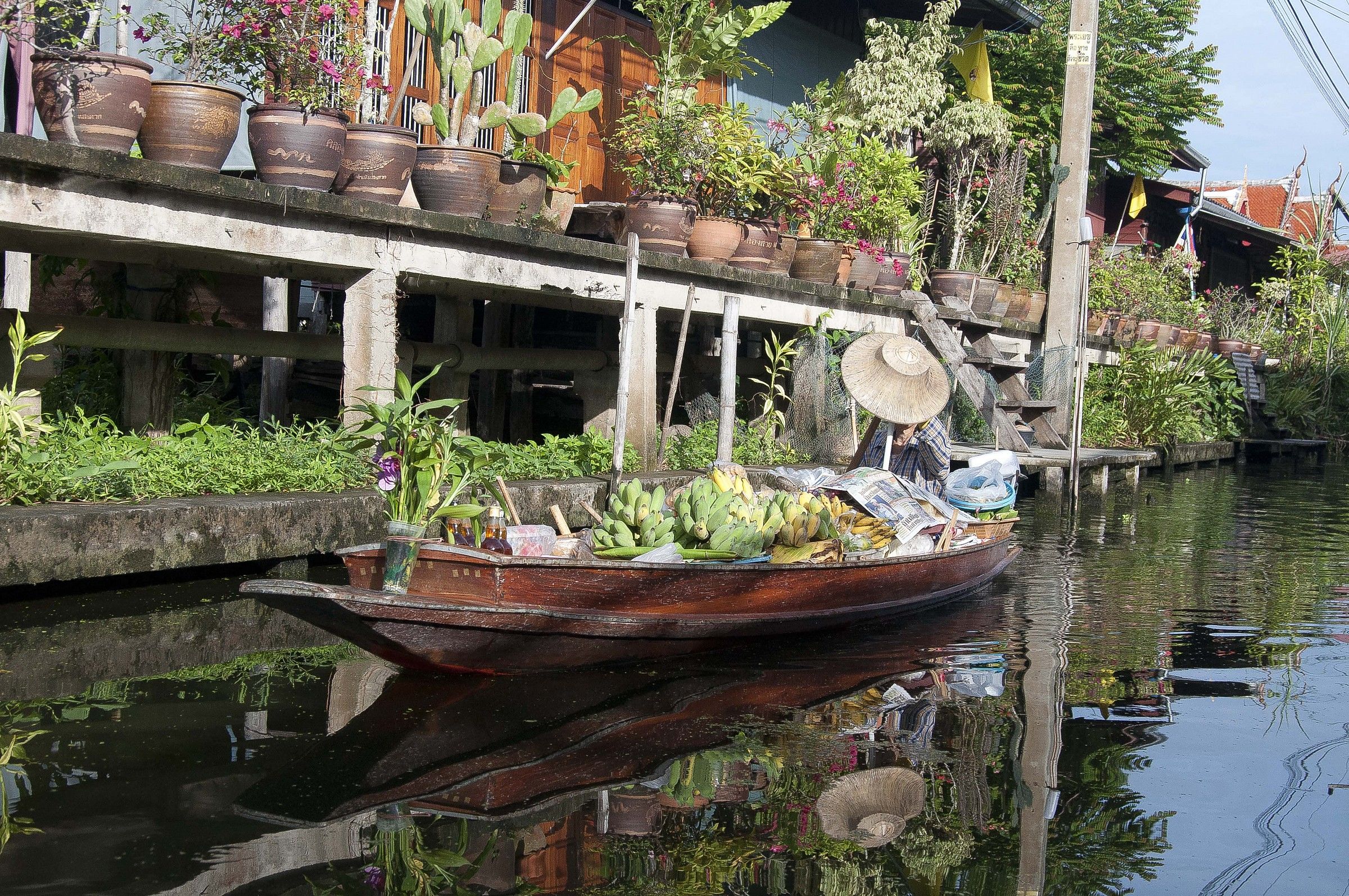 The floating market...