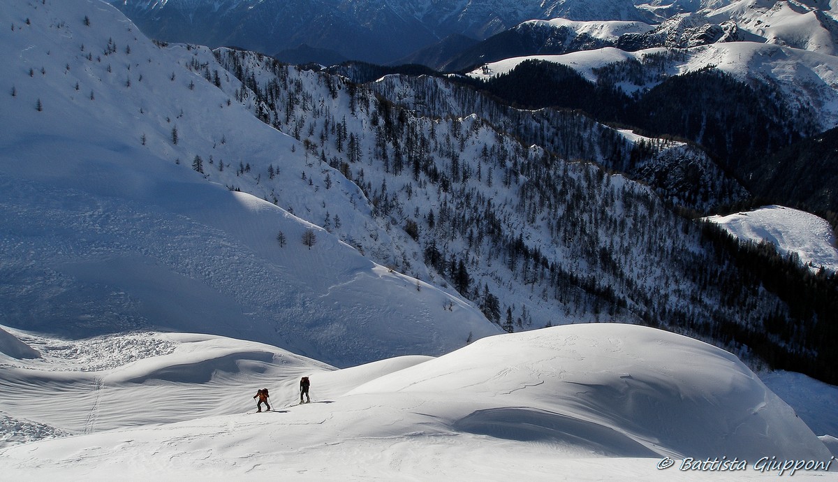 Ski touring on Orobian...