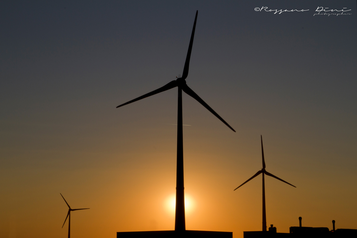 wind turbines, Pontedera...