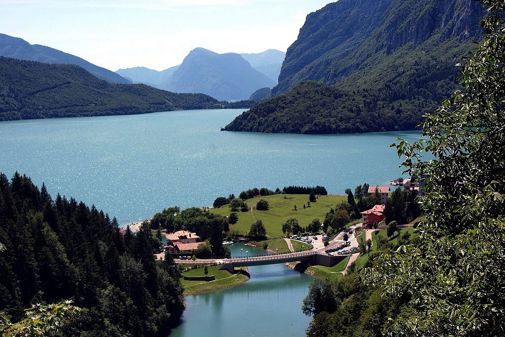 Lago di Molveno, Trentino...