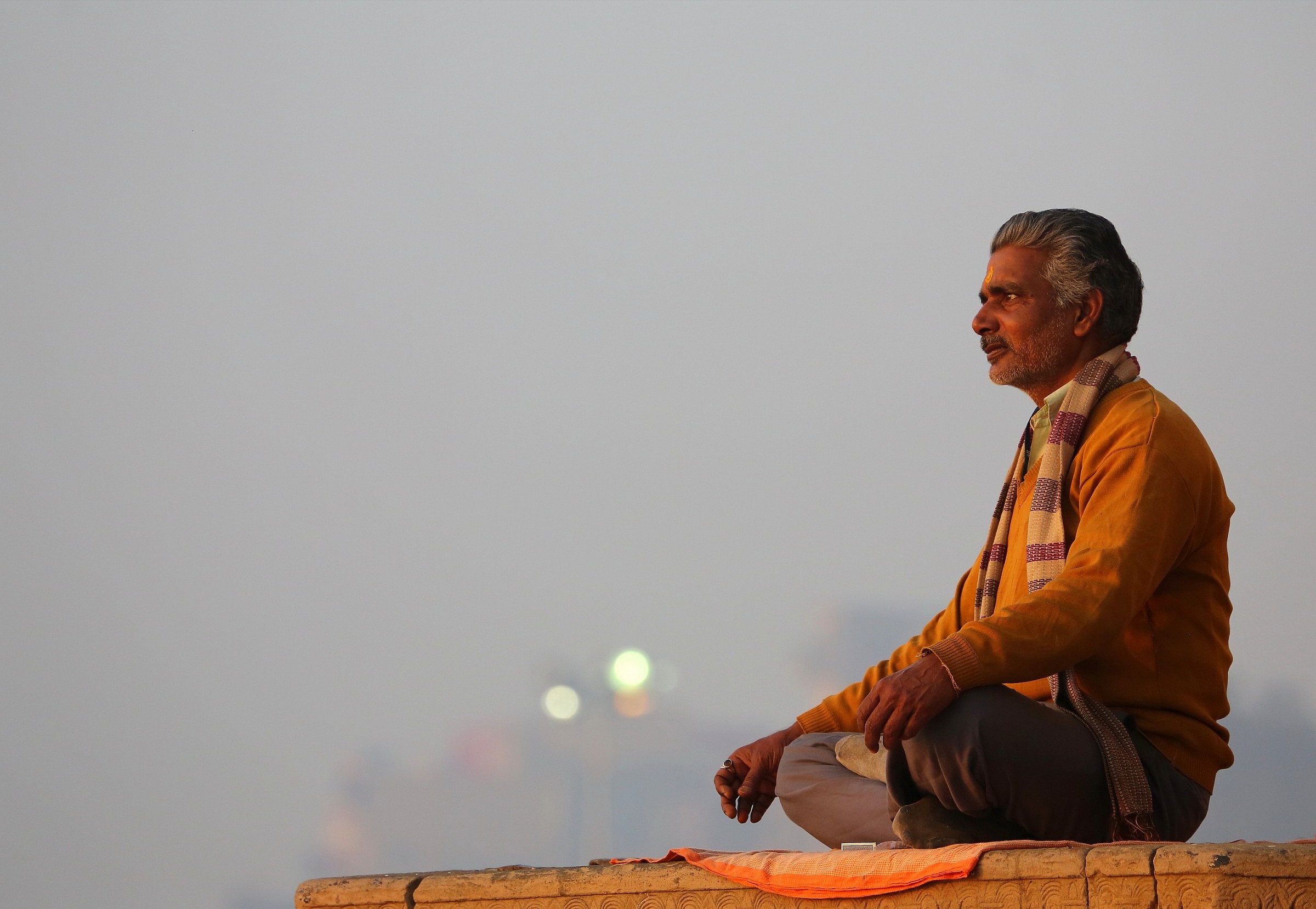 Varanasi. Prayer....