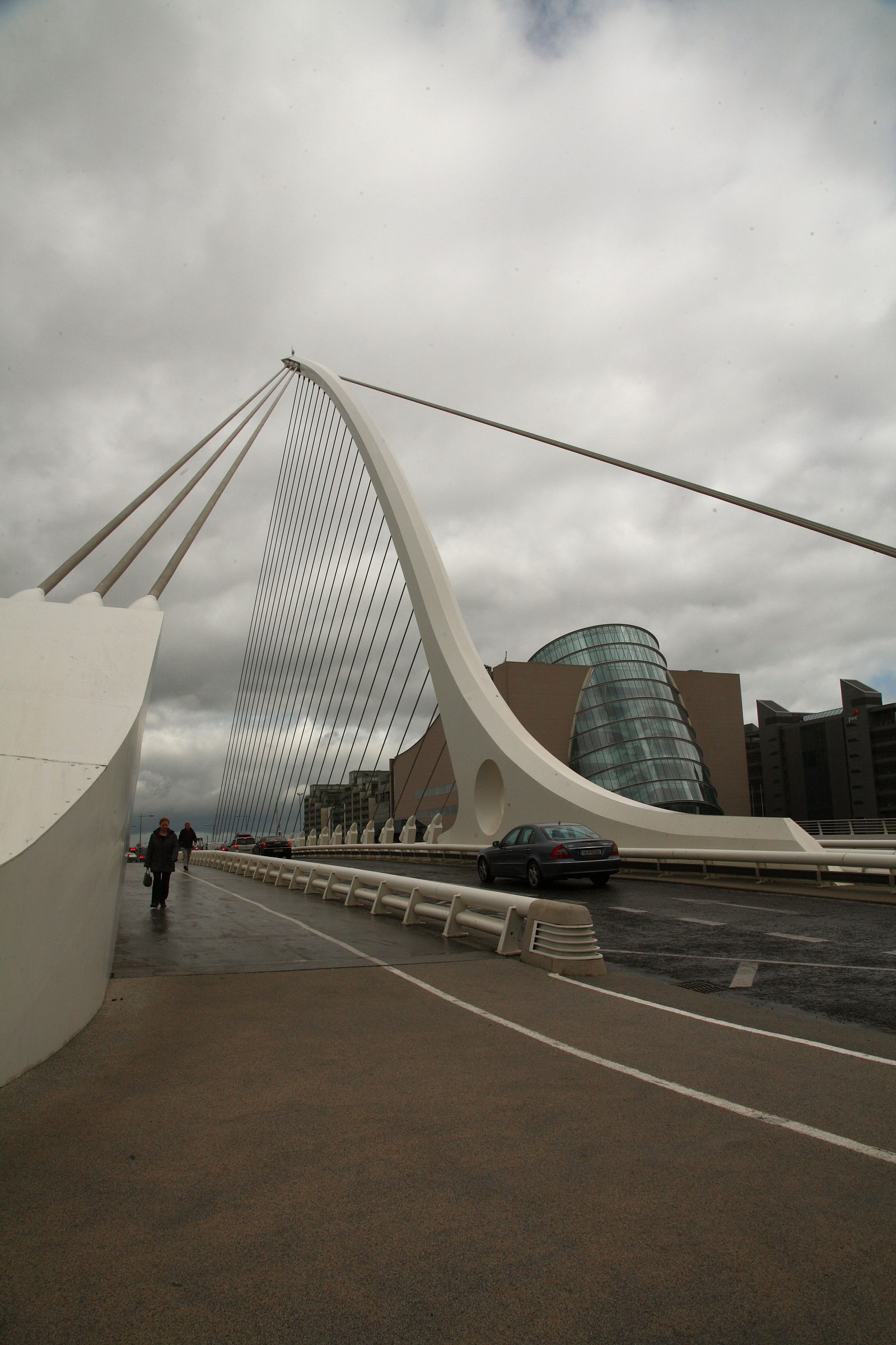 The harp of Calatrava - Dublin...