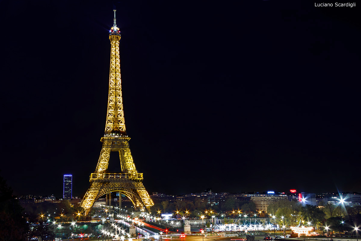 MG7_8829, evening dress The Eiffel Tower...