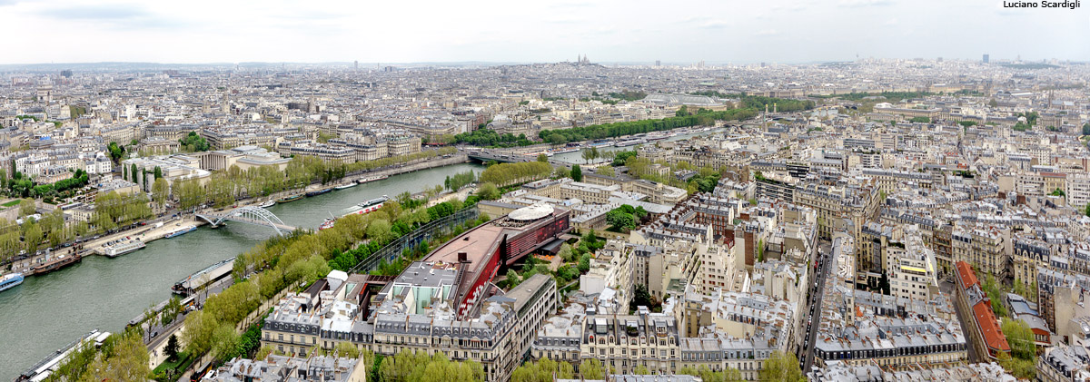 Panoramica dalla Tour Eiffel...
