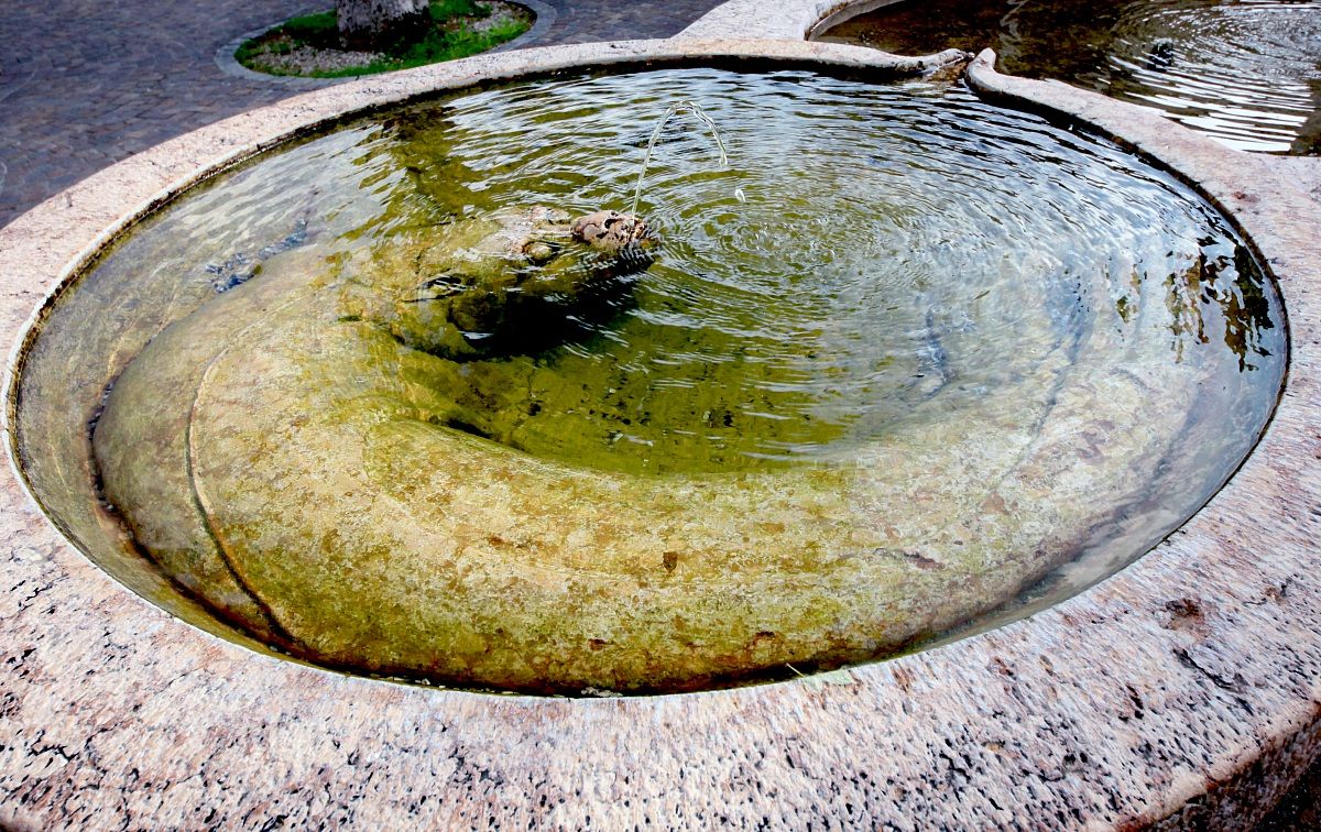 fountain in Spiazzi...