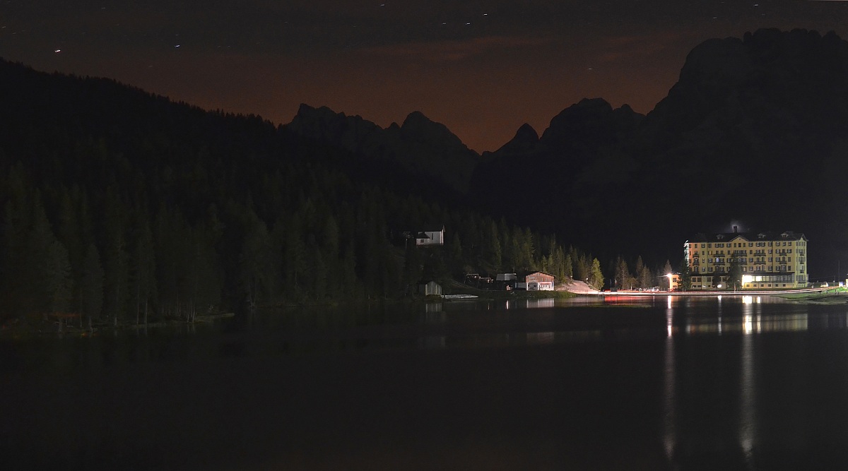 Lake Misurina by night...