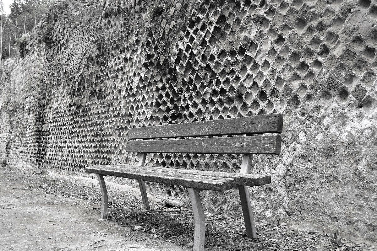 Nei pressi del parco archeologico di Baia (Na)...