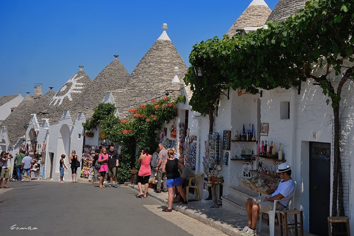 A day ... among the trulli - 1...