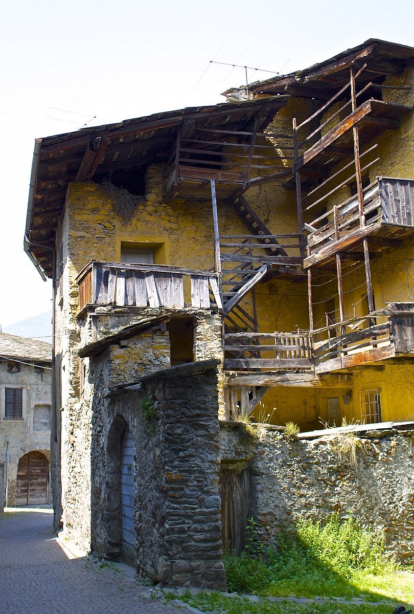 Old Tirano (Valtellina)...