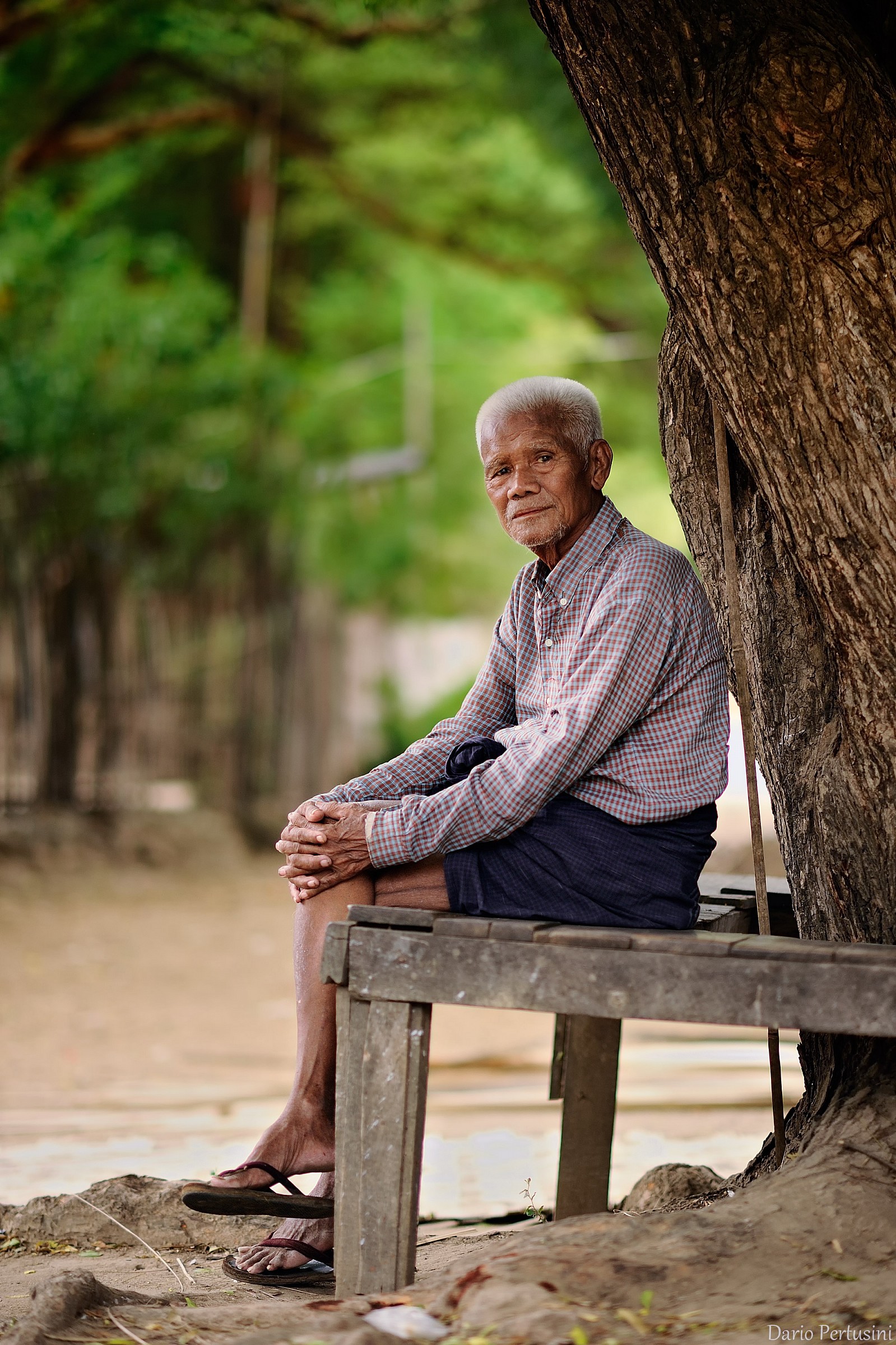 Elderly gentleman (Bagan, Myanmar)...