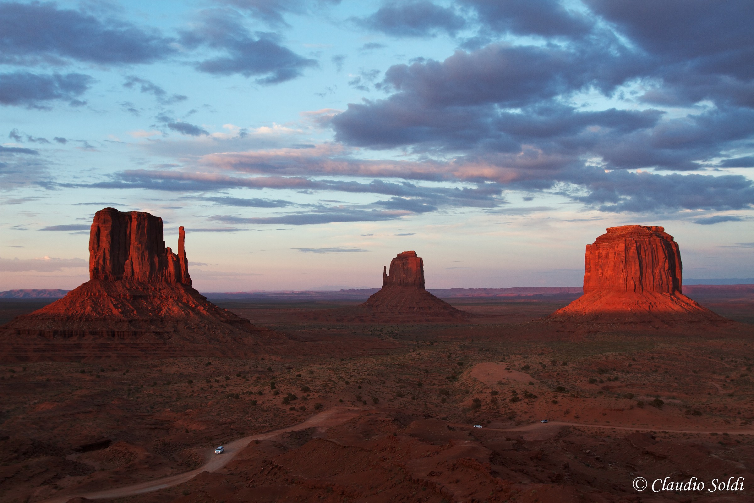 Monument valley sunset...