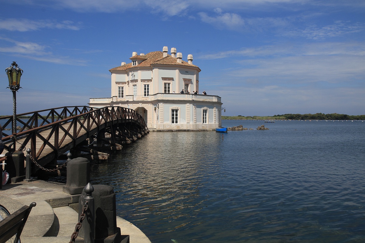 Casina Vanvitelliana...