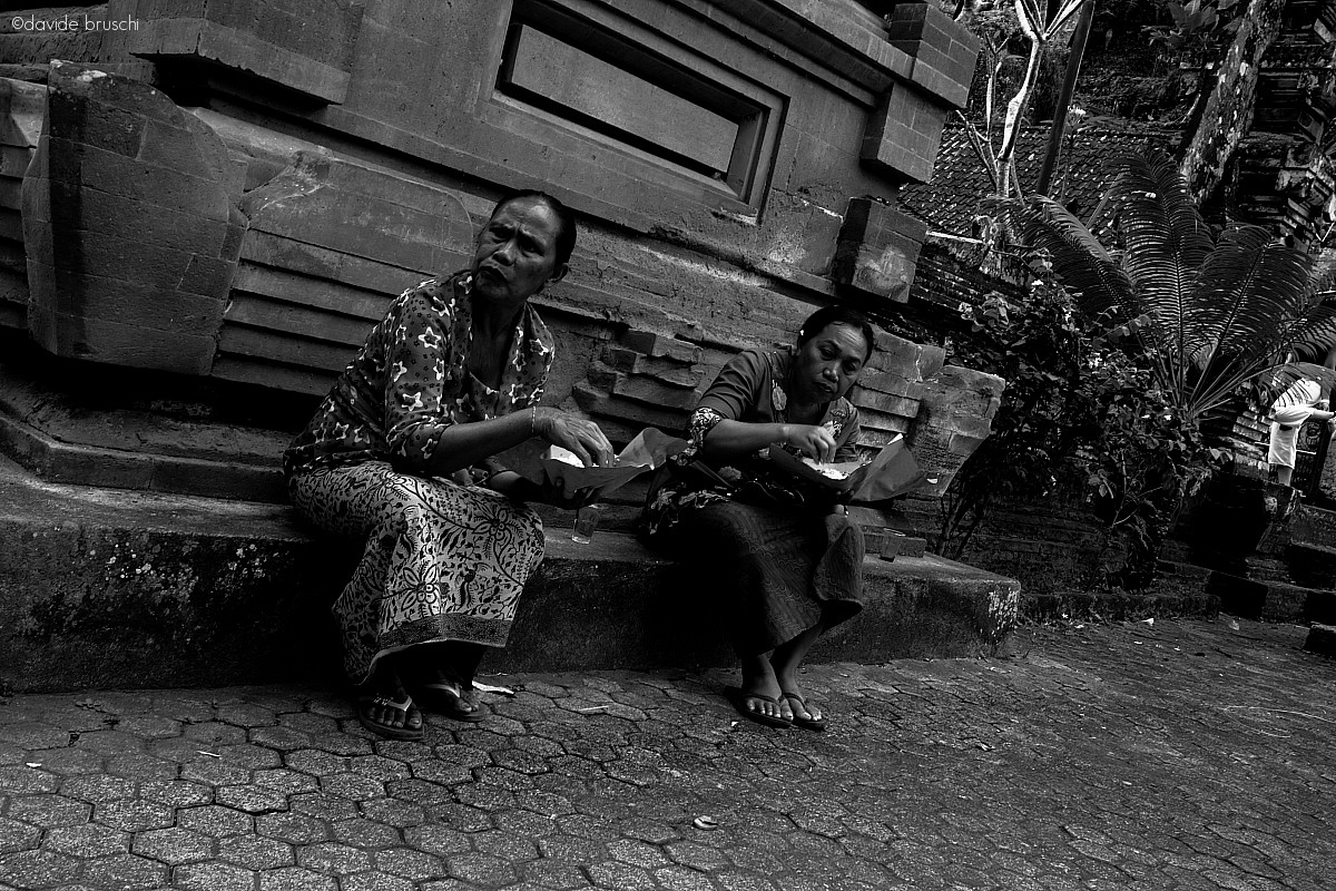 Balinese Women...