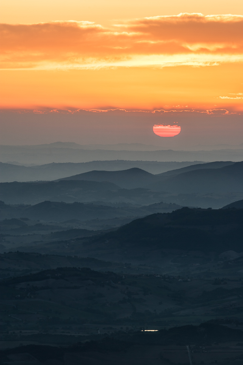 Sunrise at Monte Nerone...