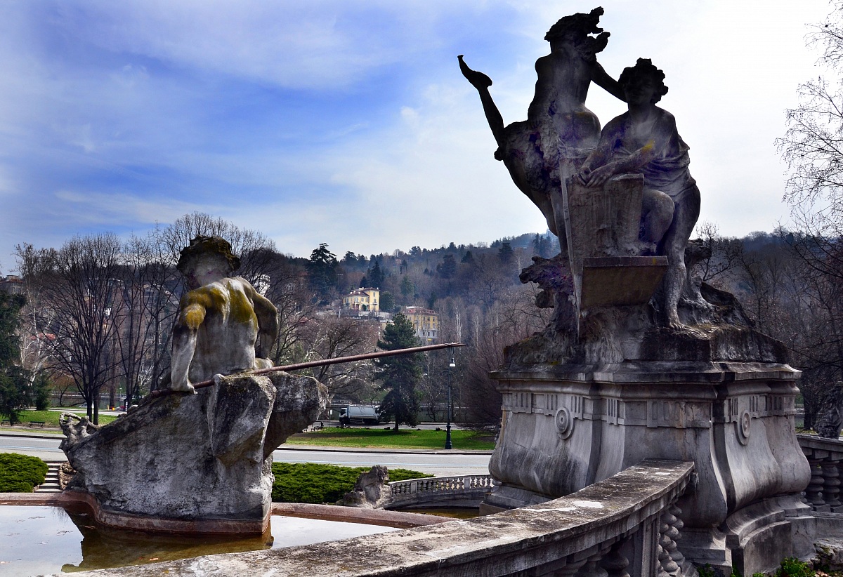 la fontana delle 4 stagioni...